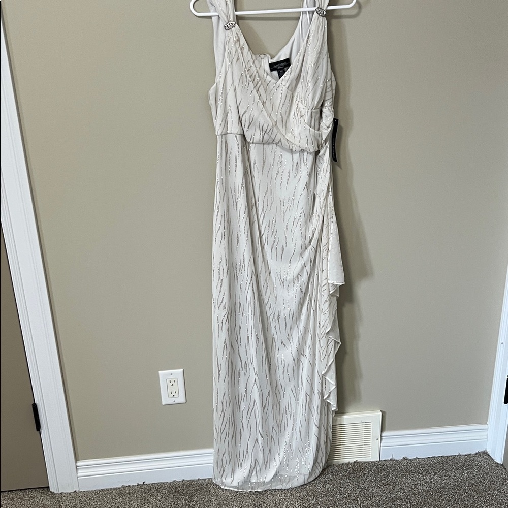 NWT Vintage Deadstock R&M Richard’s White Gown Silver Glitter Accents Grad 16W